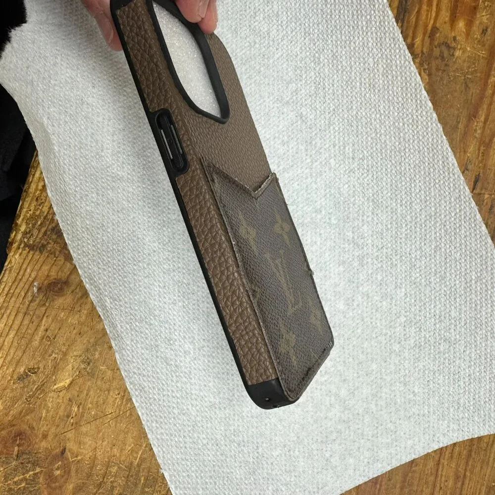 Luxury Brown Phone Case with Card Holder - Picture 3 of 5